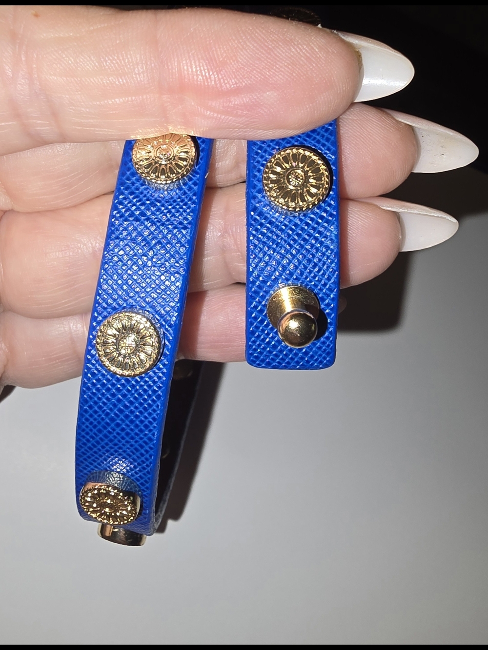 "FLASH SALE" NEW Tory Burch Blue Leather Sunflower Logo Wrap Bracelet/Choker - Picture 9 of 9